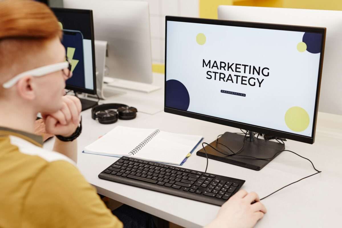 Why Your E-Commerce Website Isn’t Making Sales (And 8 Things You Can Do About It) 7 Studying Marketing Strategy Online